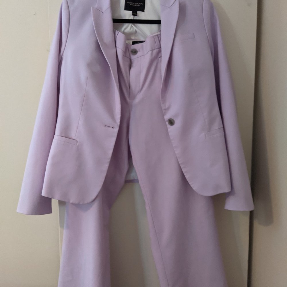 Banana Republic Suit